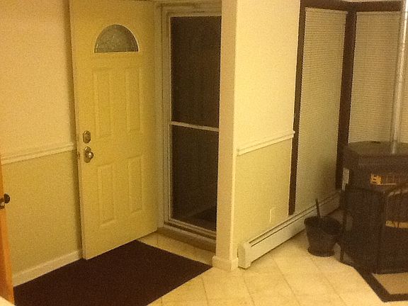 5th image of 33 Wilden Dr