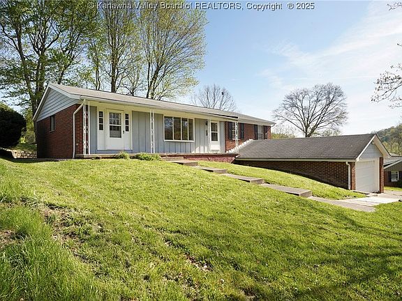 3rd image of 6922 Heritage Way