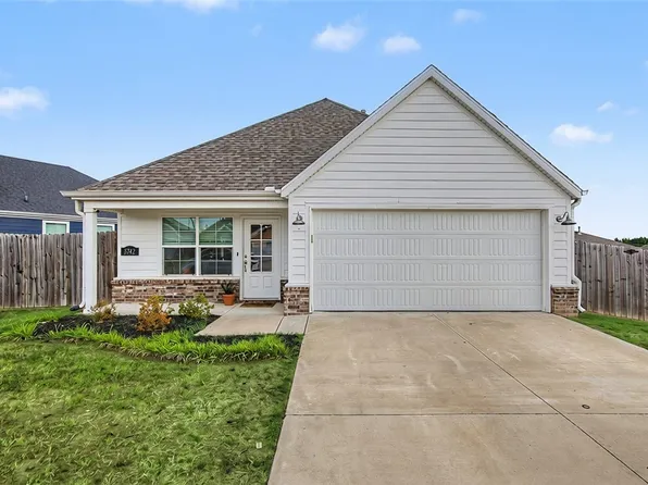 3742 Rockdale St, Springdale, AR 72764