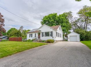 7 Prospect Ave, Dudley, MA 01571