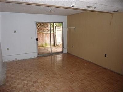 5th image of 26405 Timberlane Dr SE