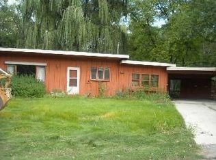 2588 S Riverside Dr, Beloit, WI 53511