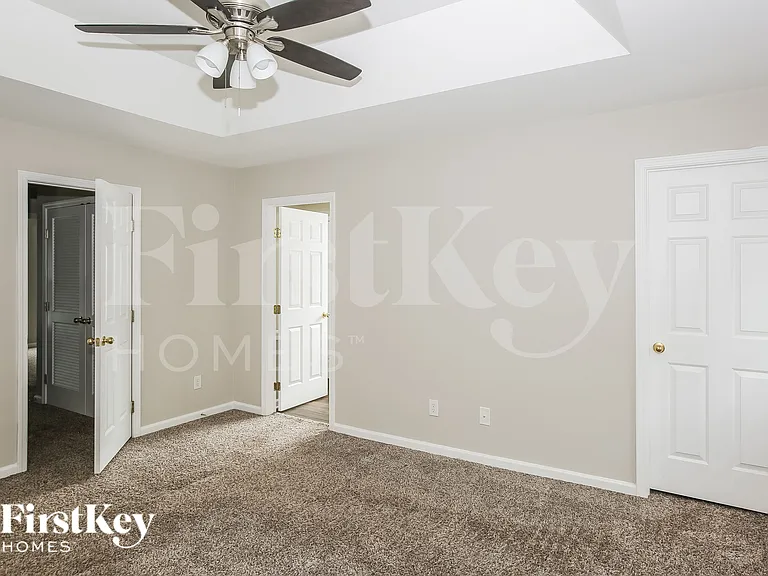 1041 Canopy Dr — Photo 9