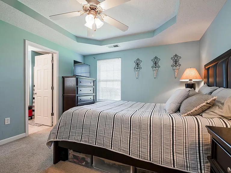 3813 Ridgetop Cir — Photo 12