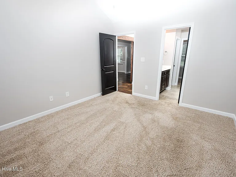 204 Gillcrest Ct — Photo 19