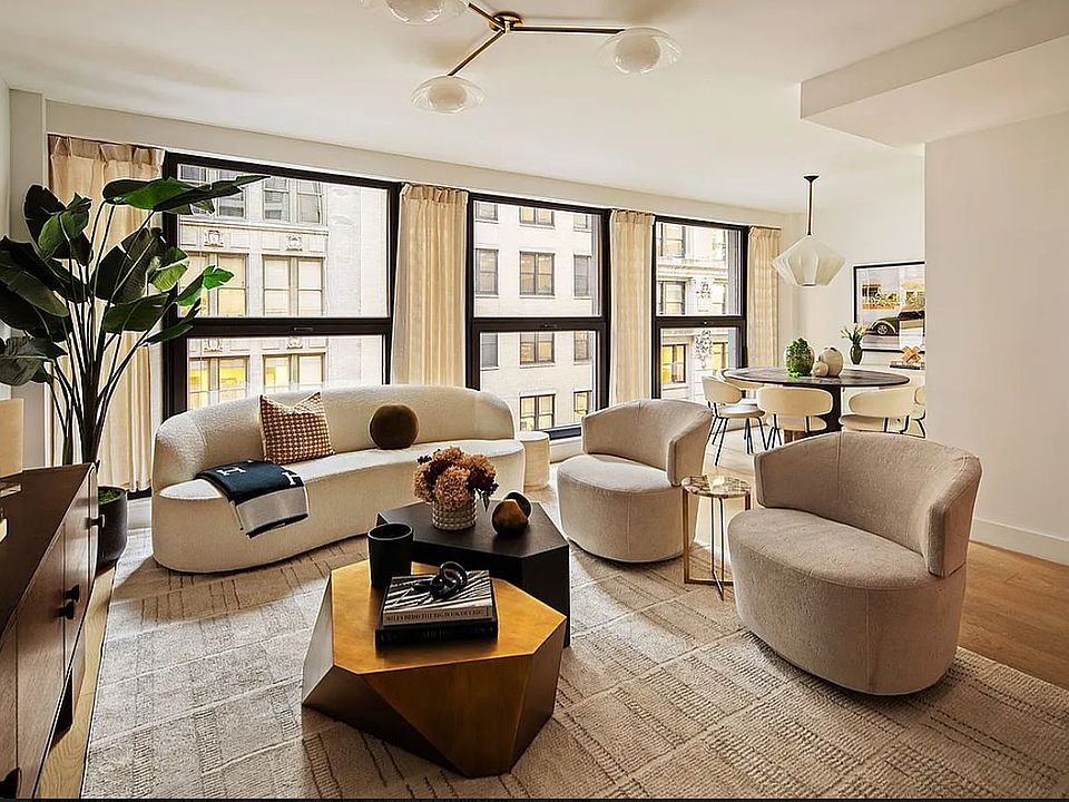 1st image of 21 W 17th St #9