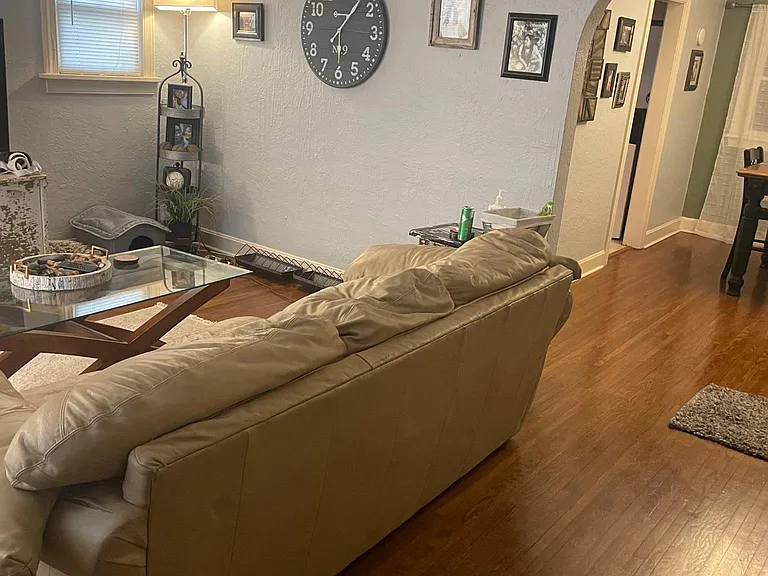 Current Renters Pictures