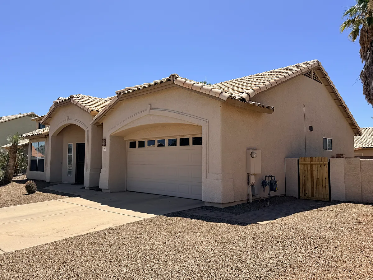 Building Photo - 9005 N Lawndale Dr