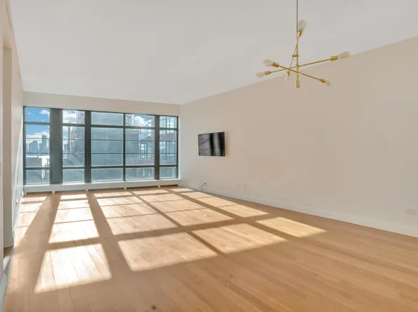 150 Charles St APT 6AS, New York, NY 10014