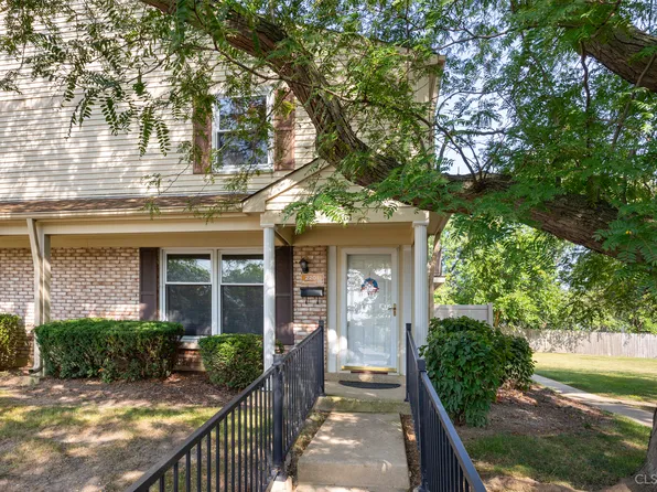 2201 Ramsey Cir #2201, Schaumburg, IL 60194