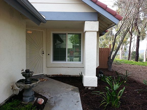 3rd image of 1319 Cambridge Ct