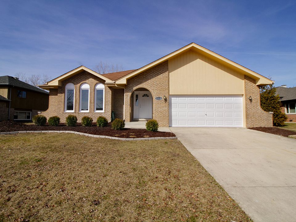 1st image of 11510 Kingswood Dr