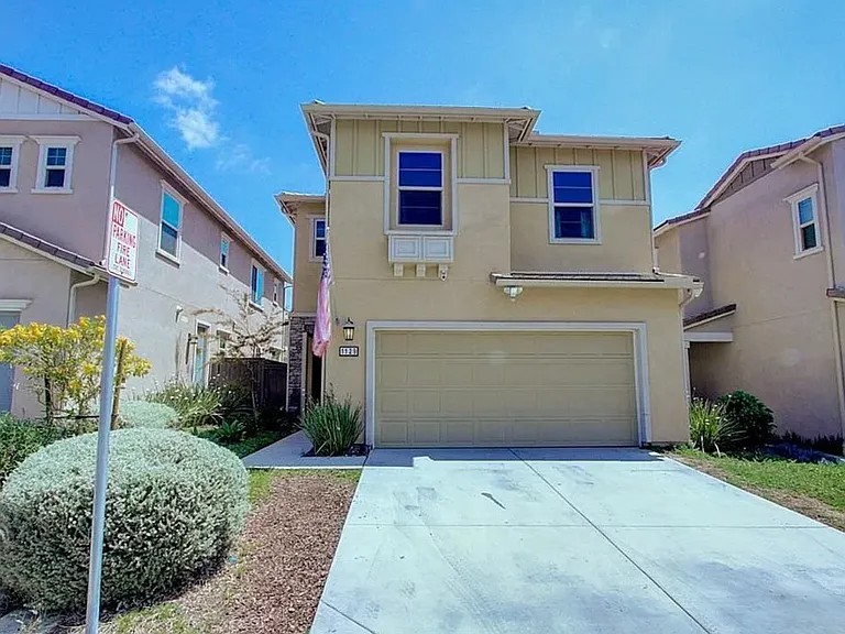 1129 Savanna Ln — Photo 15