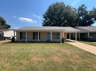 326 Inwood Dr, Memphis, TN 38109