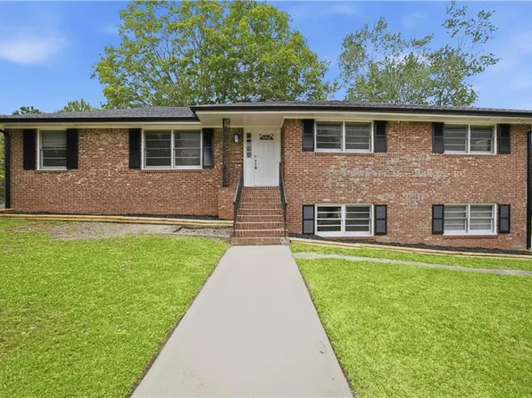 100 Rimel Ln, College Park, GA 30349