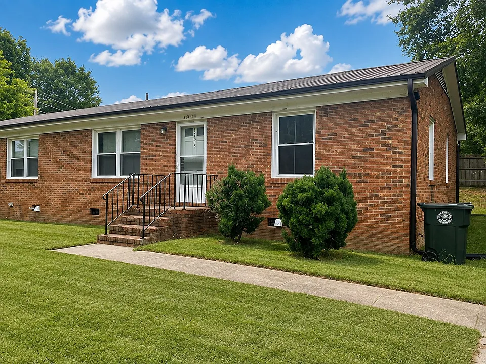 1095 Sunset Rd