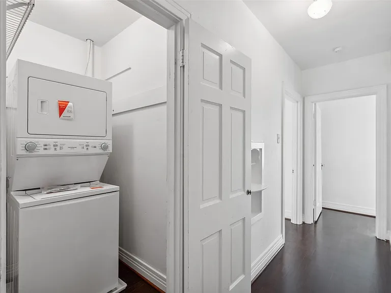 6132 Victor St — Photo 16