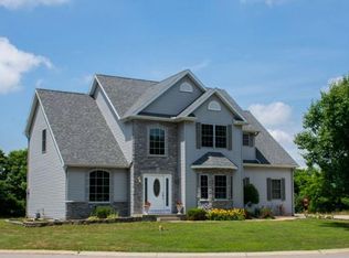 58251 Dragonfly Ct, Osceola, IN 46561