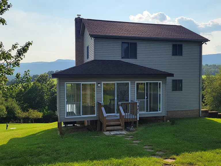 985 Lazy River East Rd — Photo 2