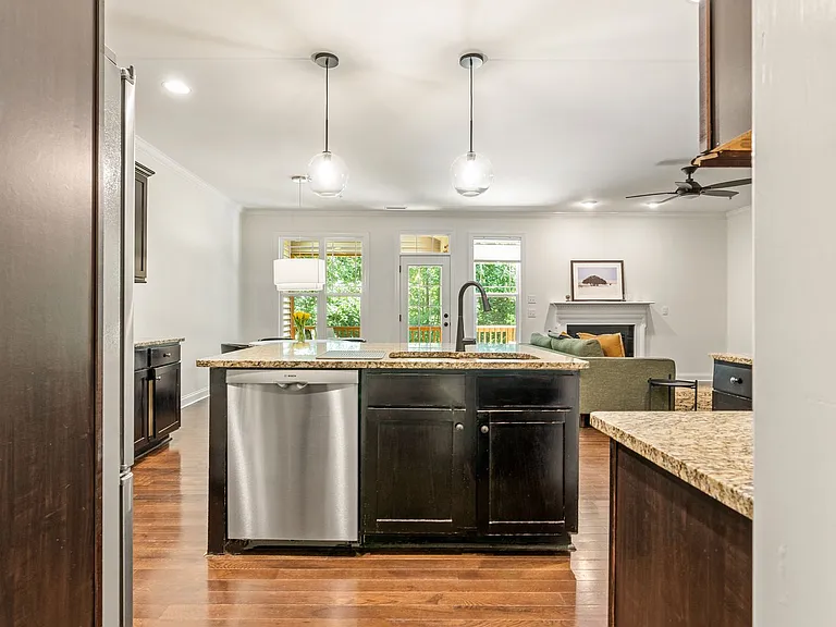344 Rose Walk — Photo 13
