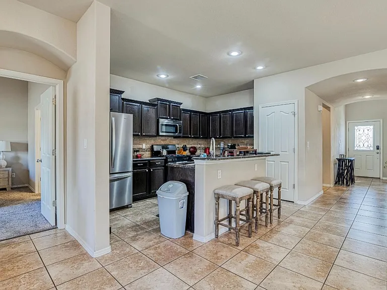 7413 Red Cedar Dr — Photo 24