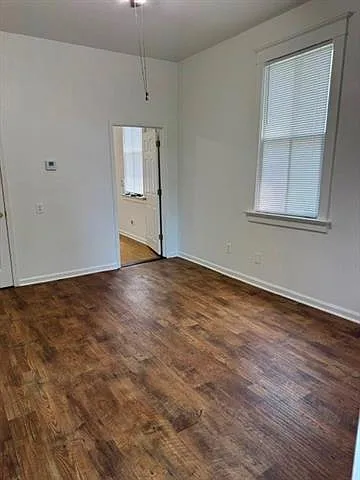 700 N Scott St — Photo 5