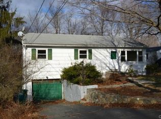 15 Highland Park Dr, Danbury, CT 06811