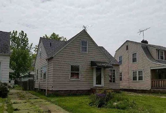 5th image of 26510 Forestview Ave