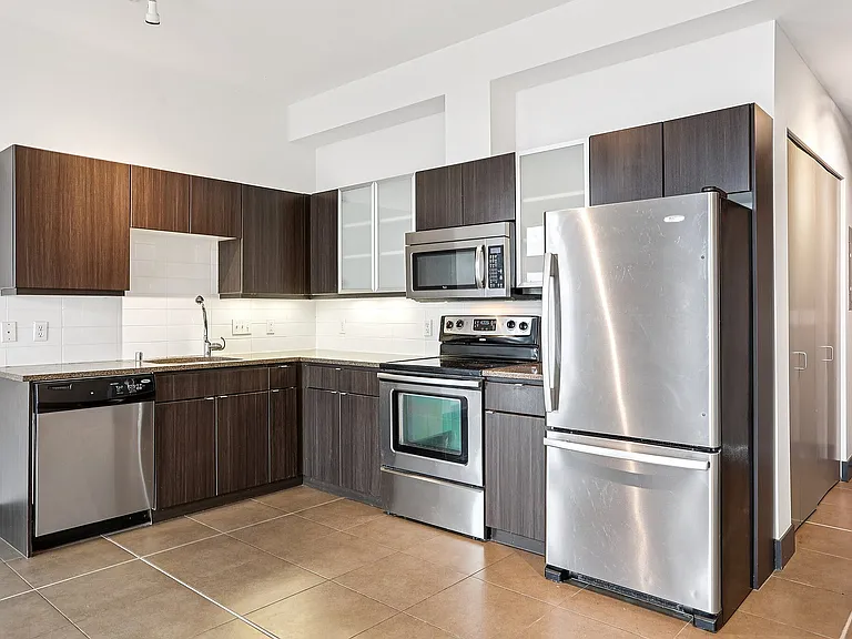 Lawrence Lofts — Photo 22