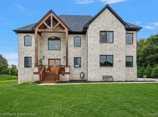 4850 Pinecrest Ct, Dryden, MI 48428