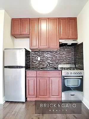3rd image of 184 Clarkson Ave APT 6D