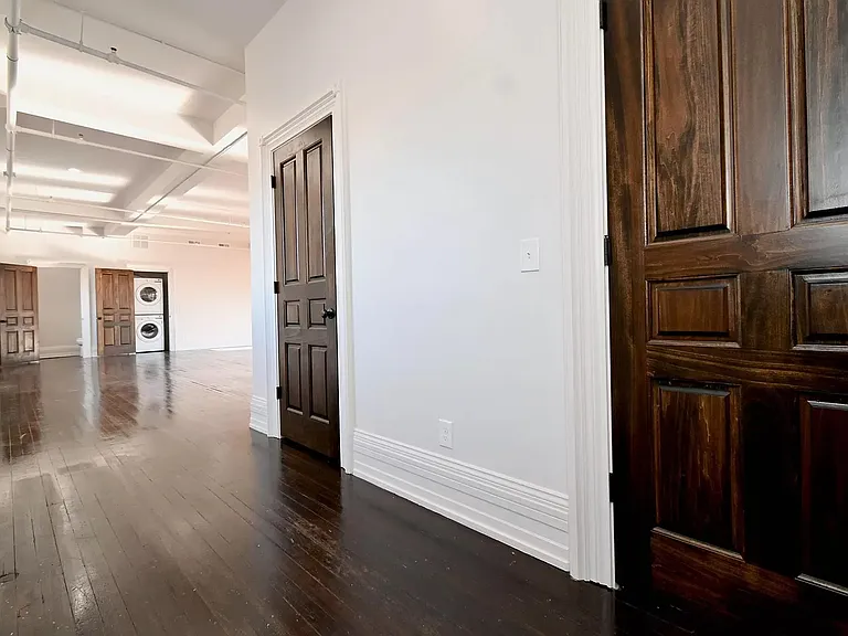738 York St #1 — Photo 6