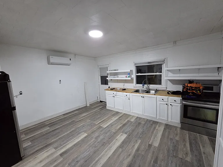 119 Prospect St — Photo 3
