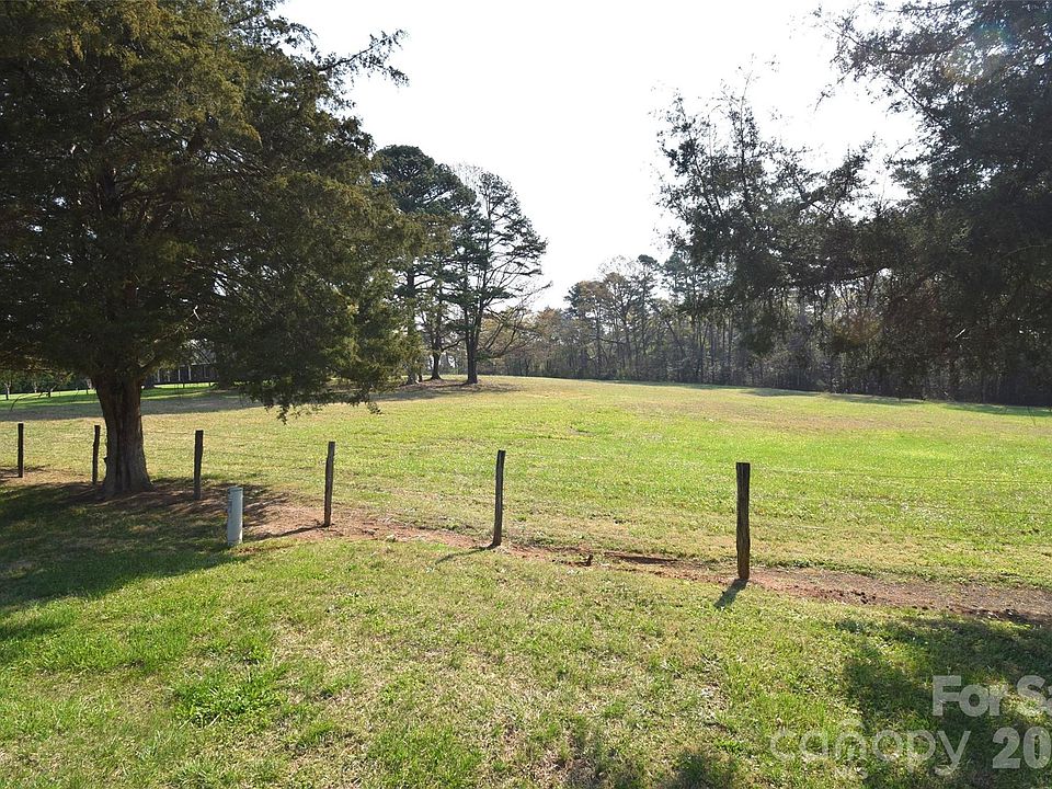 1st image of 2 Upper Spencer Mountain Rd