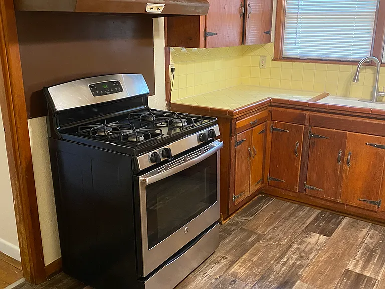 5521 Eisenhower Dr — Photo 11