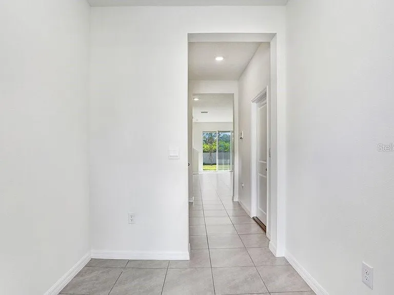 366 Mangrove Shade Cir — Photo 3