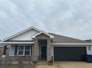 6107 Stream Bank Dr, Theodore, AL 36582