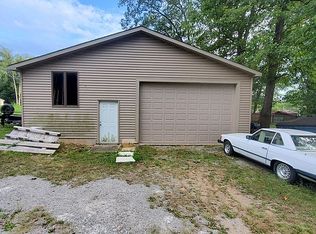 35 Lane 285a Crooked Lake, Angola, IN