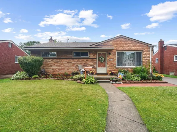 3264 Maple Dr, Melvindale, MI 48122