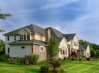 7270 Royal Portrush Dr, Solon, OH 44139