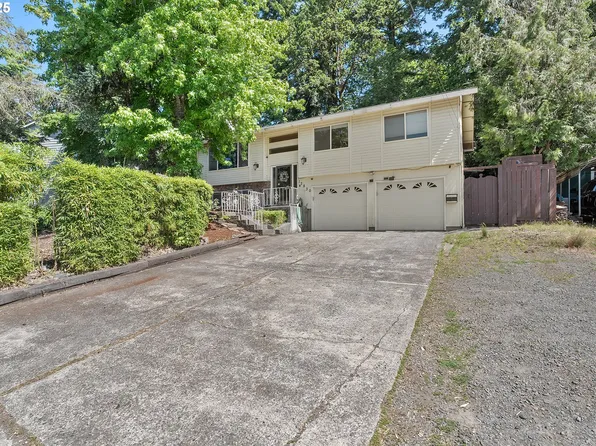 17830 Oatfield Rd, Gladstone, OR 97027