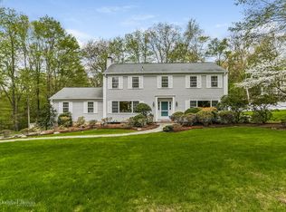 6 Messex Ln, Weston, CT 06883