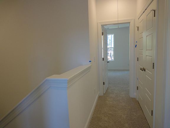 2nd image of 2016 Eva Pearl Dr