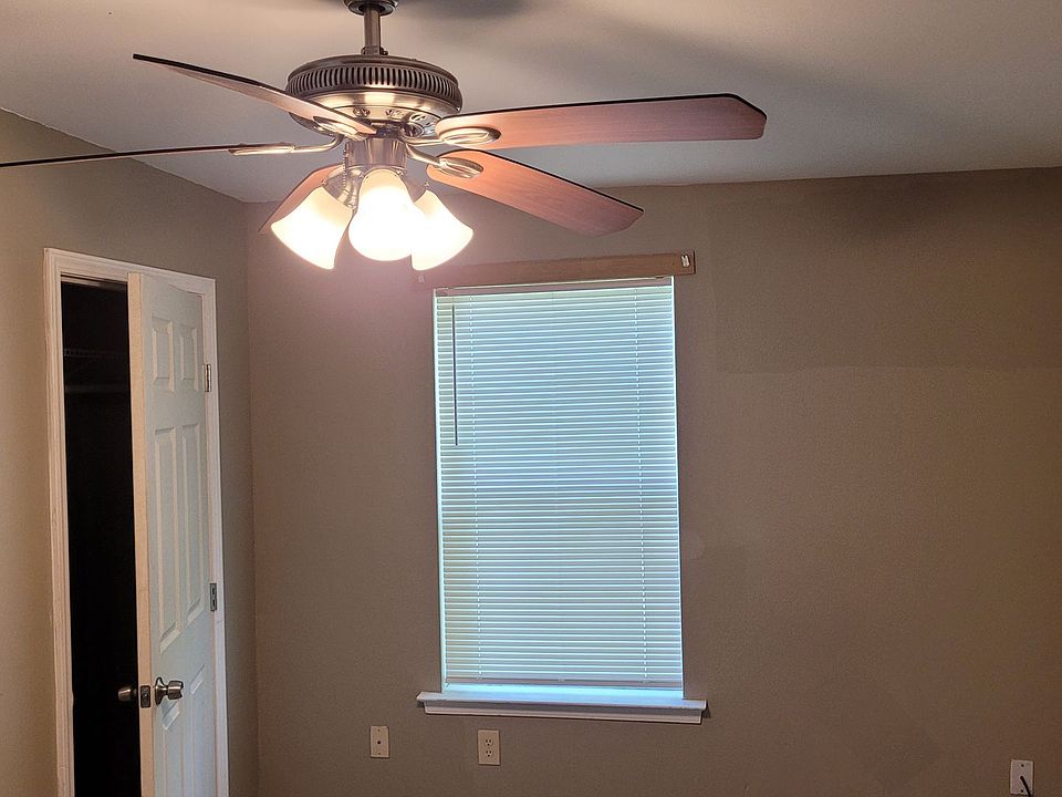 1st image of 517 Lizardi St