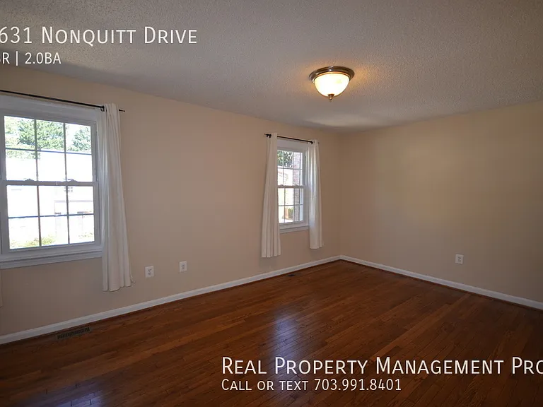 9631 Nonquitt Dr — Photo 8