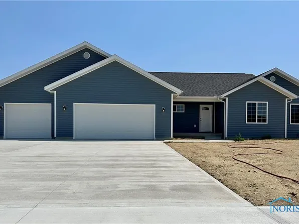 708 Winter Dr, Carey, OH 43316