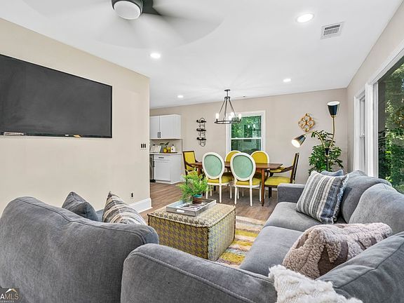 4th image of this home