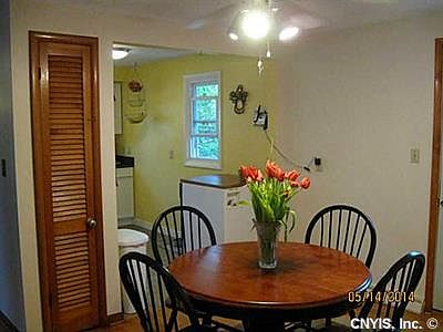 3rd image of 109 Sunridge Ave