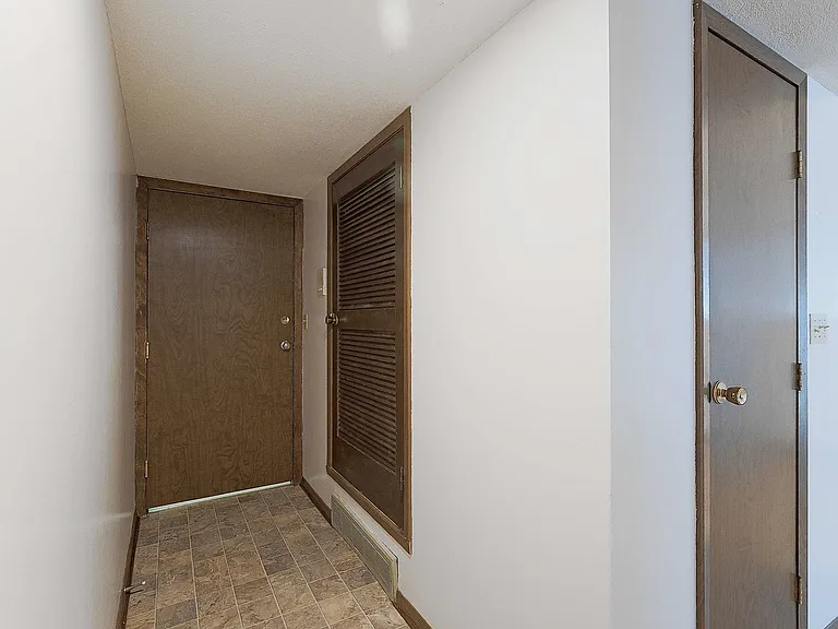 1728 S 14th St #5 — Photo 7