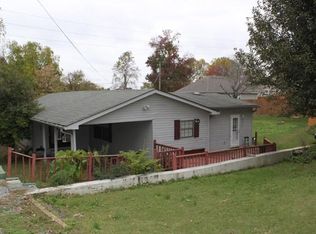 1017 17th Ave E, Springfield, TN 37172